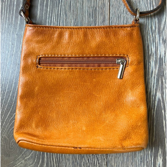 Handbags - Real 100% leather crossbody or over the shoulder bag purse. Cognac brown